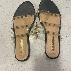 Woman sandals GUC